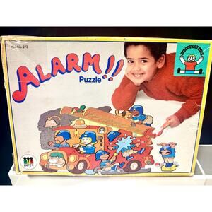 Discovery Toys Vintage 1988 Alarm Puzzle Fire Truck complete